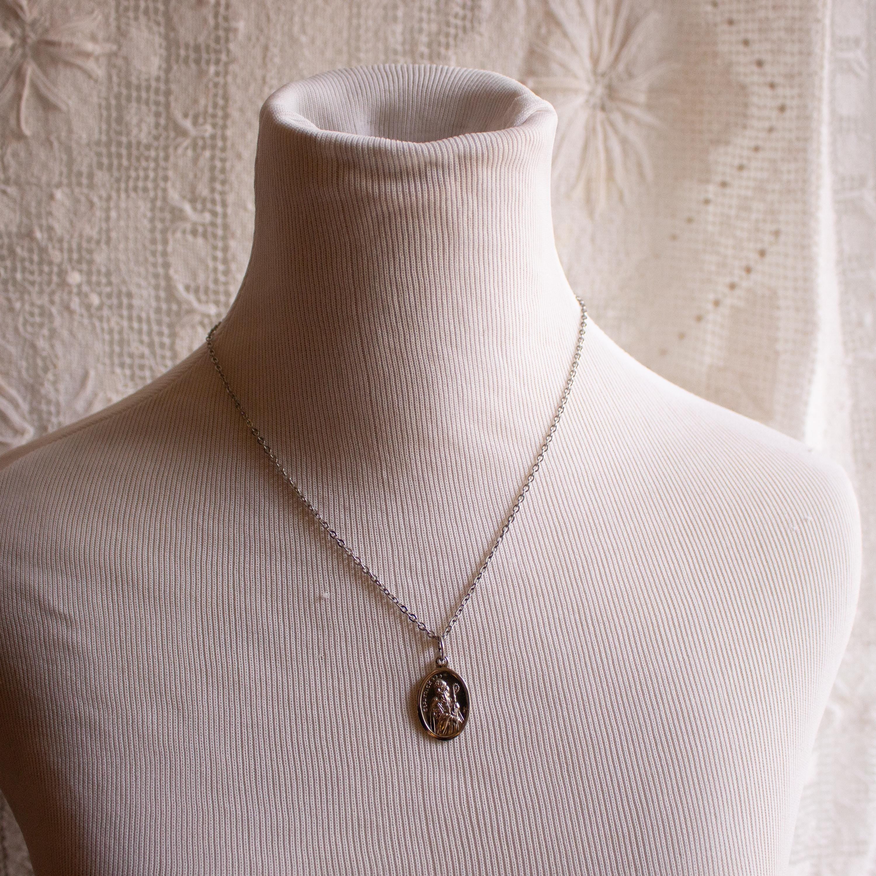 Vintage Inspired St. Patrick Pendant Necklace – Irish Heritage and Luck Jewelry