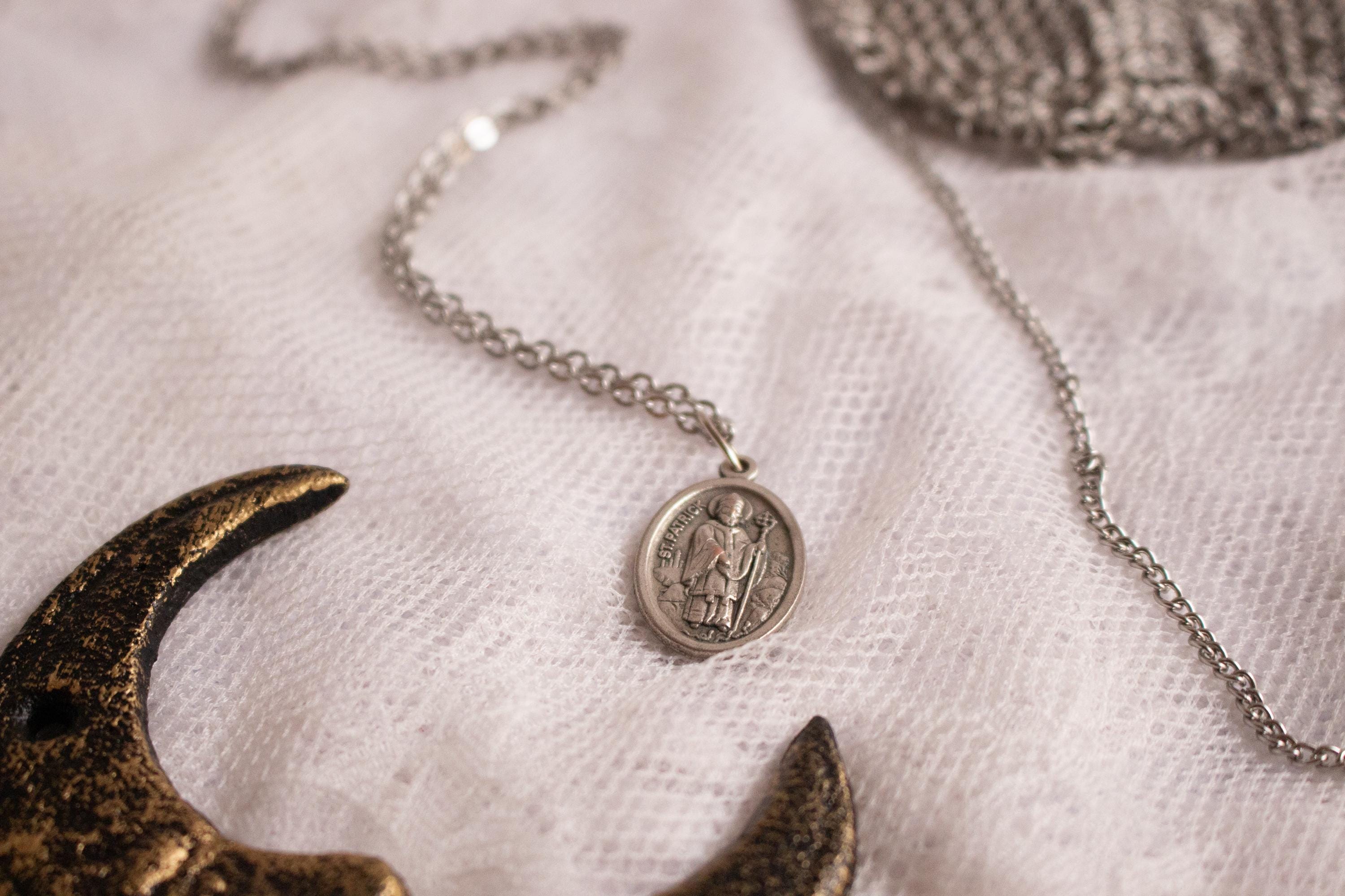 Vintage-Inspired St. Patrick and St. Bridget Pendant Necklace – Irish Saints Spiritual Jewelry