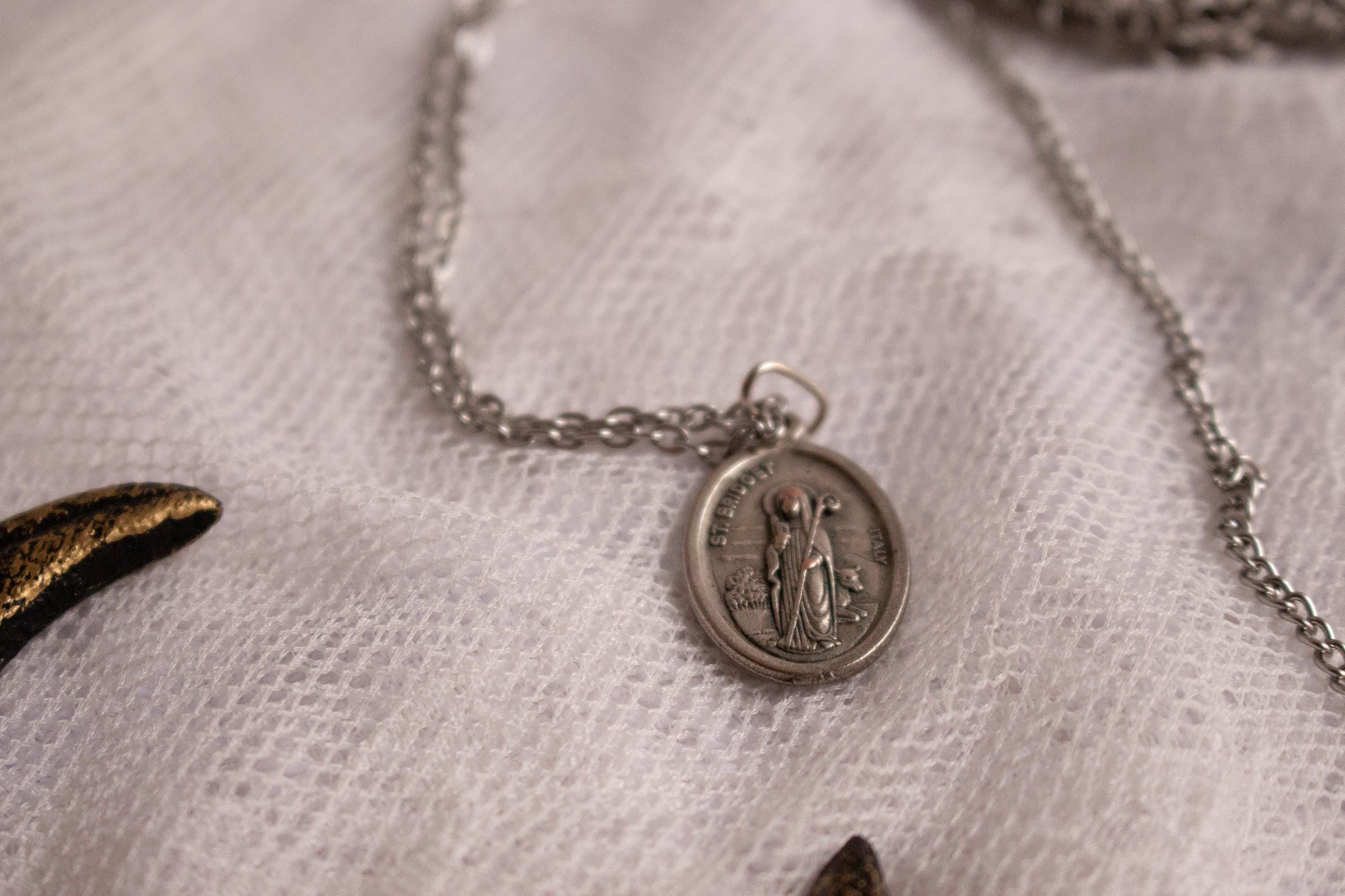 Vintage-Inspired St. Patrick and St. Bridget Pendant Necklace – Irish Saints Spiritual Jewelry