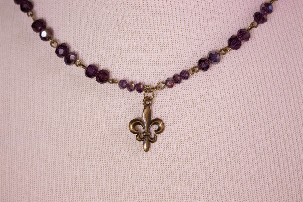 Purple Beaded Fleur-de-Lis Necklace – Vintage Inspired Pendant Jewelry