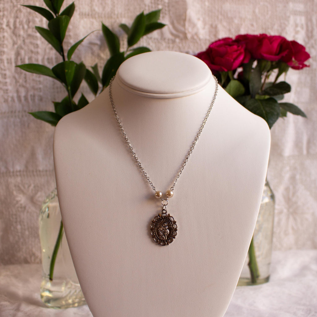 St. Anthony Pearl Pendant Necklace – Vintage Inspired Catholic Jewelry with Faux Pearl Beads