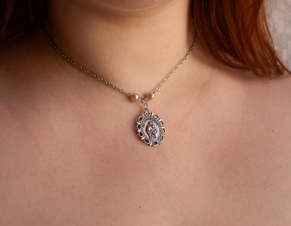 St. Anthony Pearl Pendant Necklace – Vintage Inspired Catholic Jewelry with Faux Pearl Beads