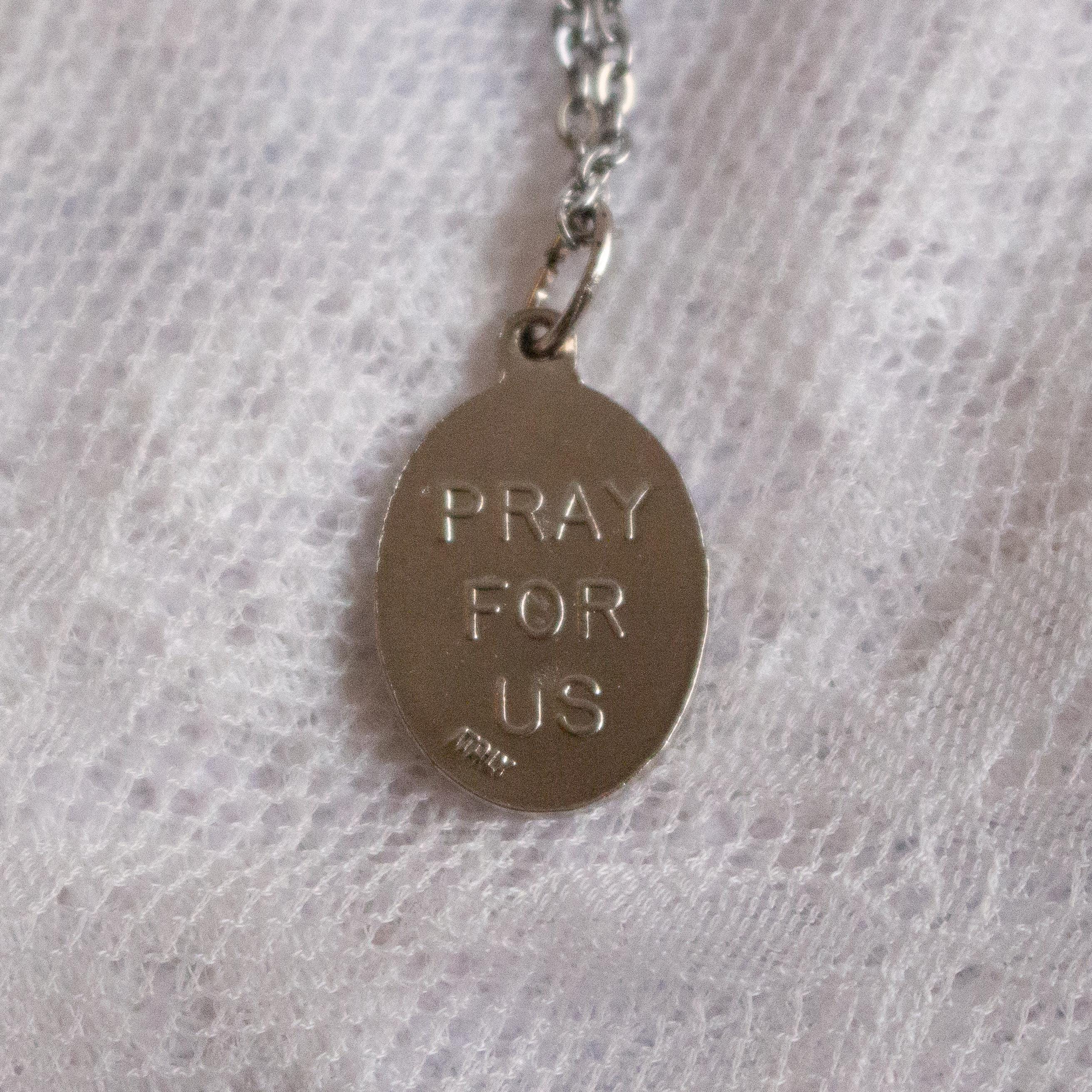 Vintage Inspired St. Patrick Pendant Necklace – Irish Heritage and Luck Jewelry