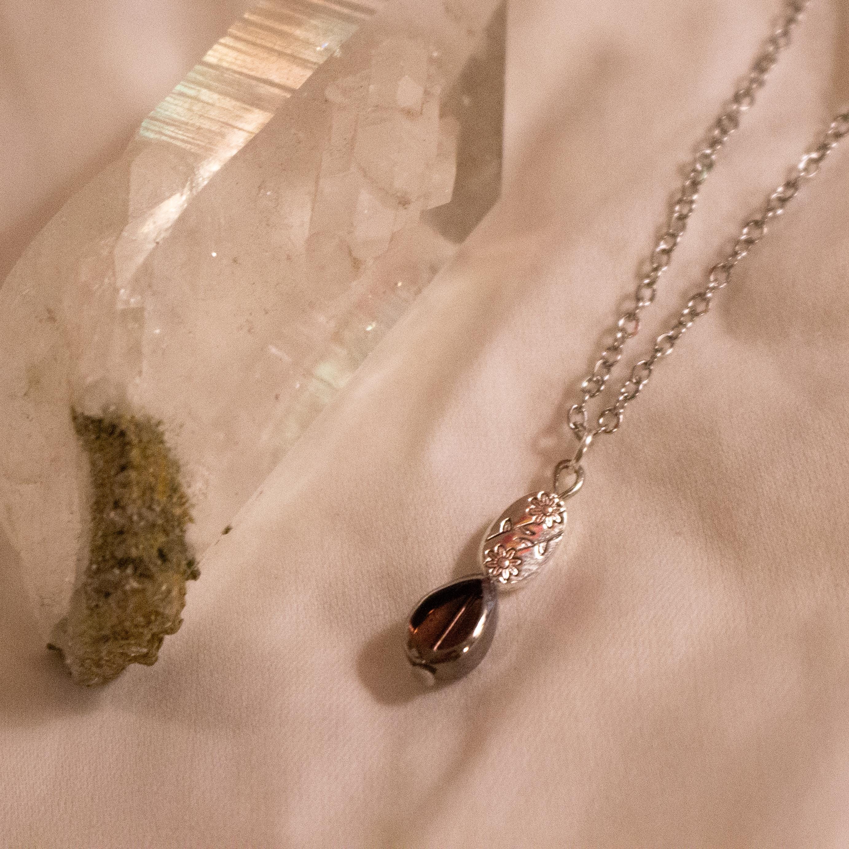 Vintage Inspired Sterling Silver Necklace ⋆ Purple Glass Bead Pendant with Sterling Silver Alloy Flower Bead