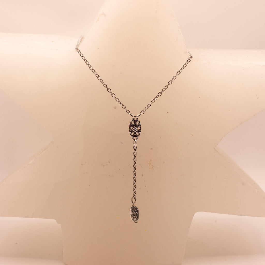 Vintage Floral Filigree Y Necklace: Sterling Silver & Alloy