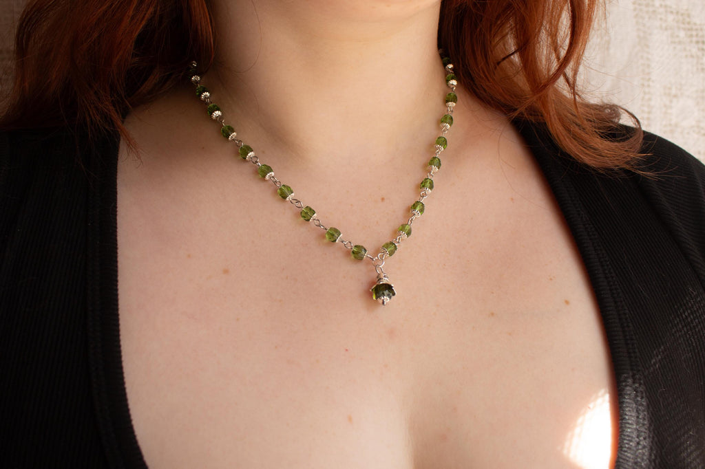 Green and Silver Beaded Necklace with Drop Pendant – Vintage Inspired Statement Jewelry