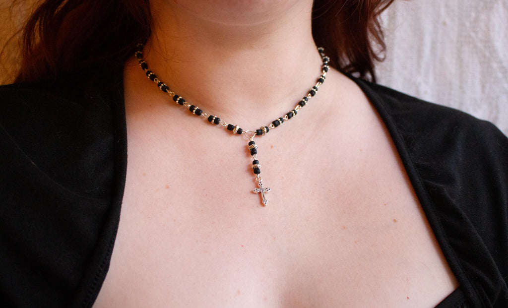 Silver Cross Pendant Necklace ⋆ Vintage Inspired Handmade Black Beaded Rosary-Style Jewelry